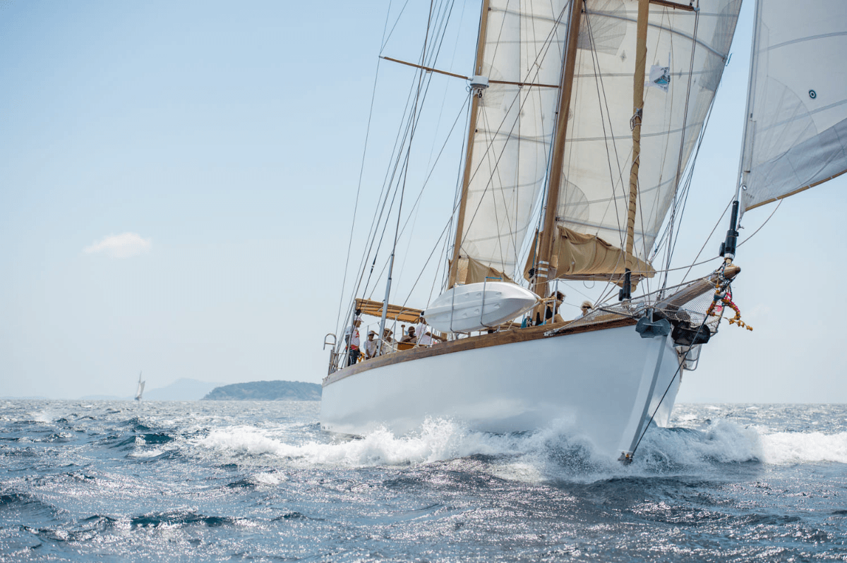 Aventure - Classic Ketch  - 4