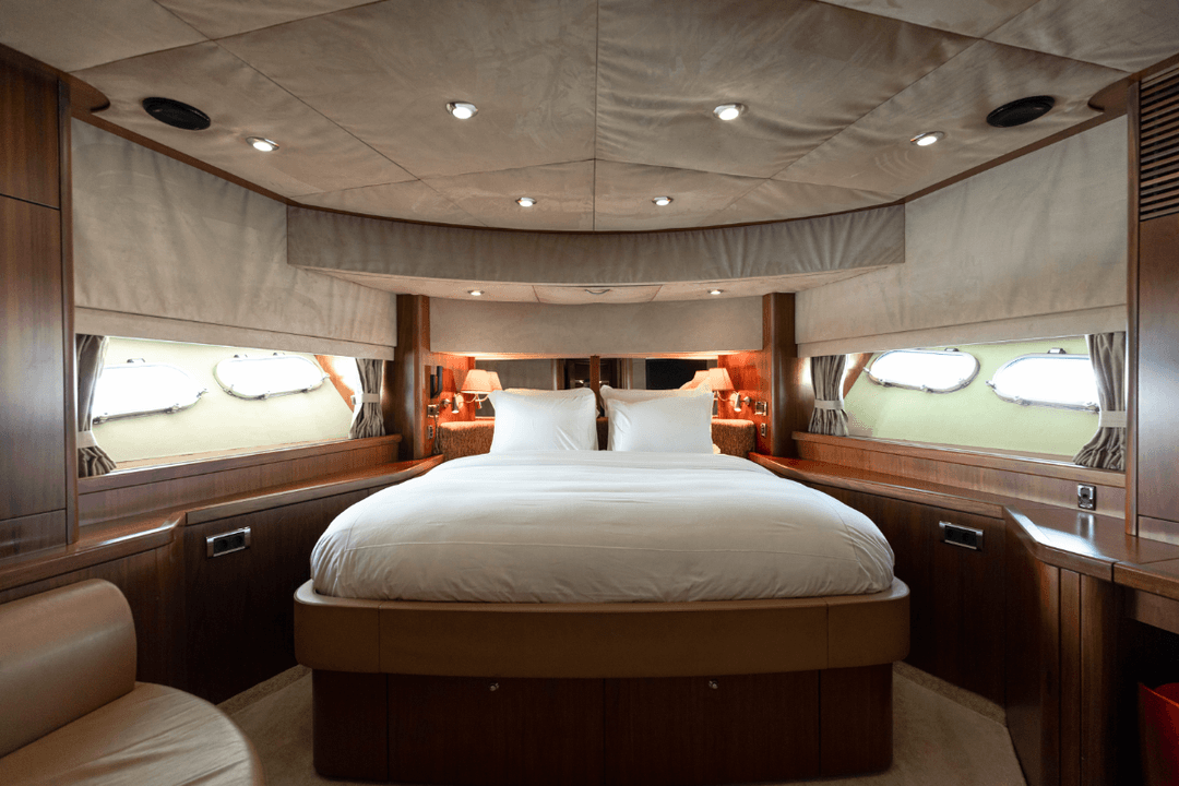 Major Affair - Sunseeker 90  - Image 5