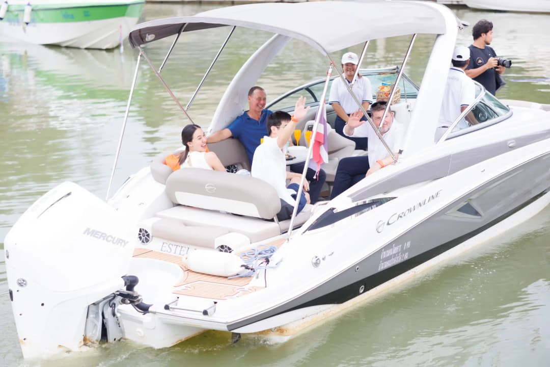 ESTELLE Speedboat - Image 2