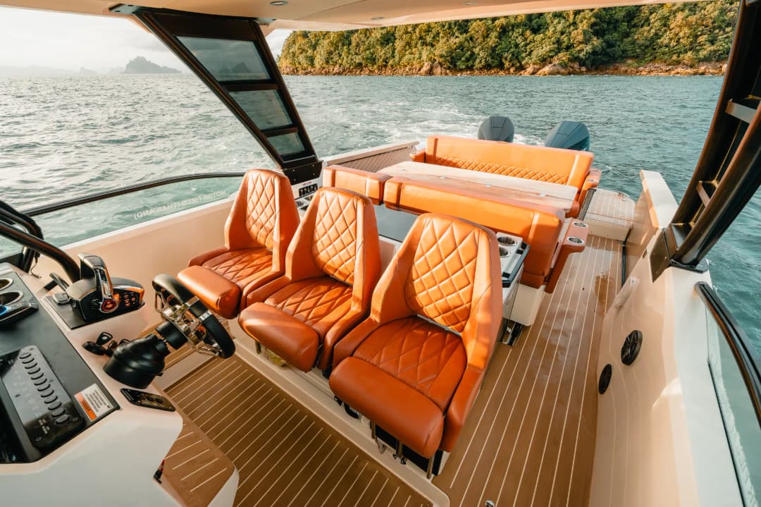 Saxdor Luxury speed boat - Image 2