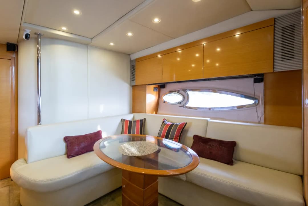 Azimut 50ft - Image 4