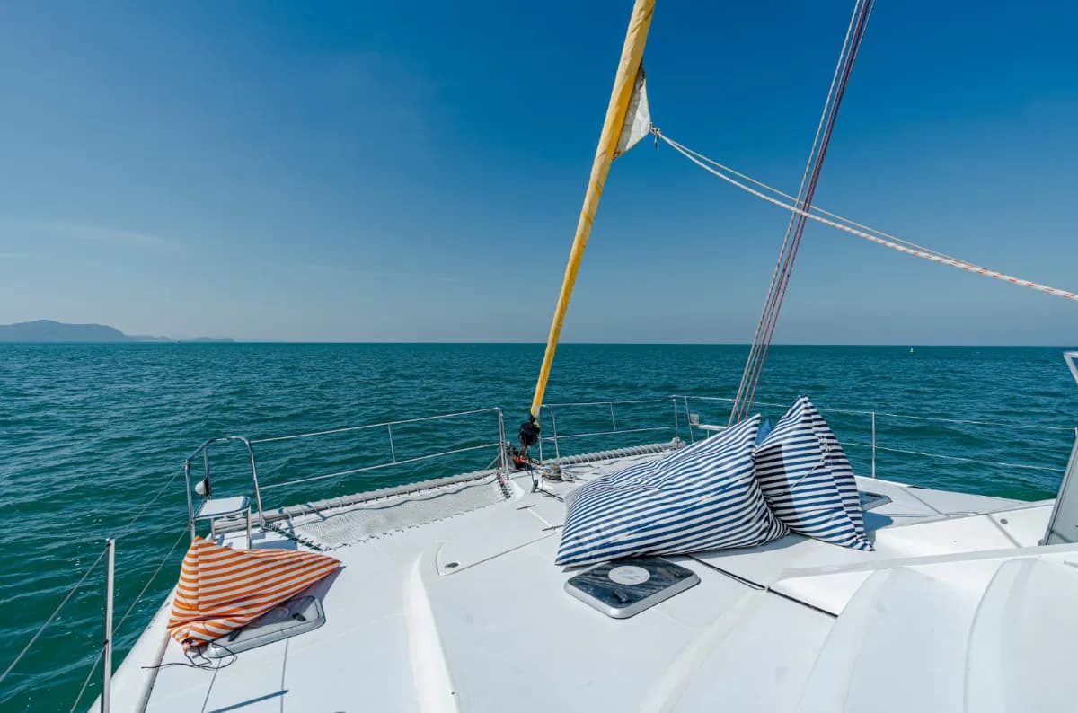 Lagoon 44