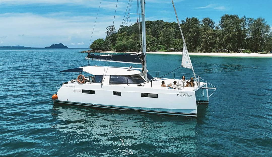 40ft Nautitech (Pina Colada) - Cover