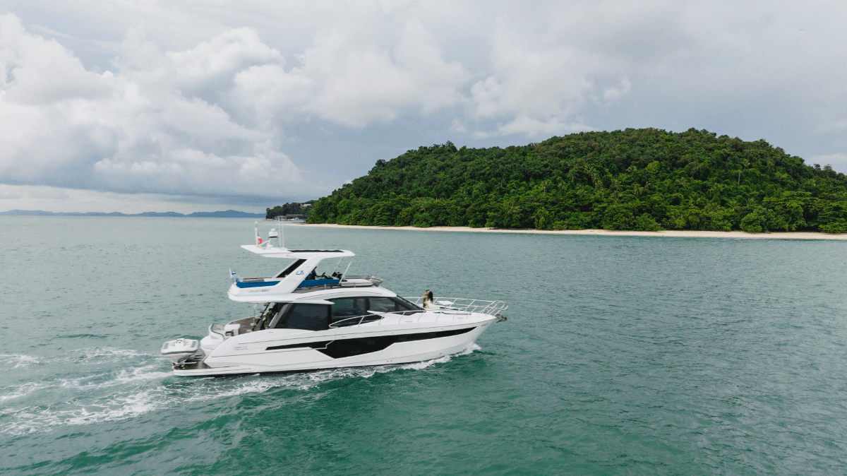 Liquid Asset I Galeon 500 fly