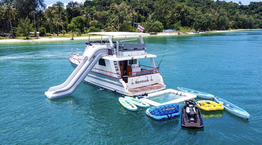 53ft Grand Banks Yacht (Sambuca) - 4